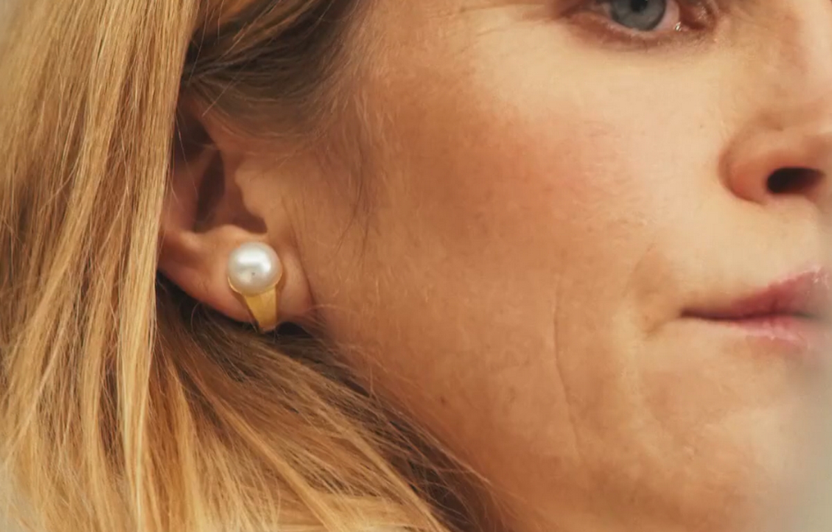 Nova h1 audio earrings｜TikTok Search